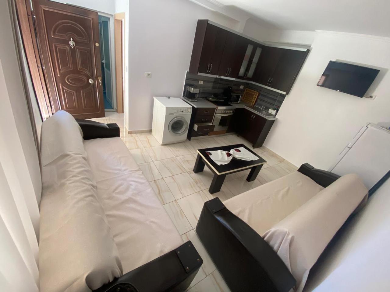 Olive Tree Apartment Sarandë エクステリア 写真