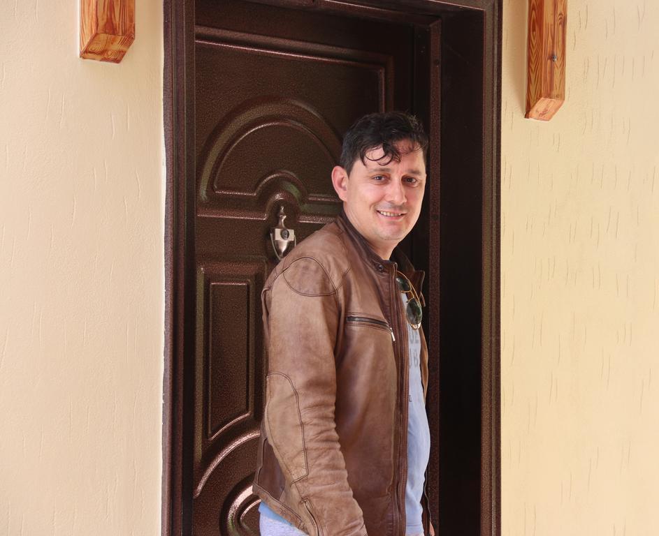 Olive Tree Apartment Sarandë エクステリア 写真