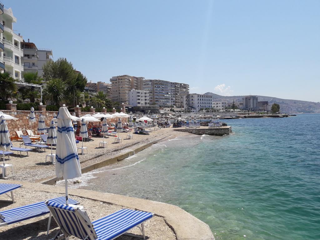Olive Tree Apartment Sarandë エクステリア 写真