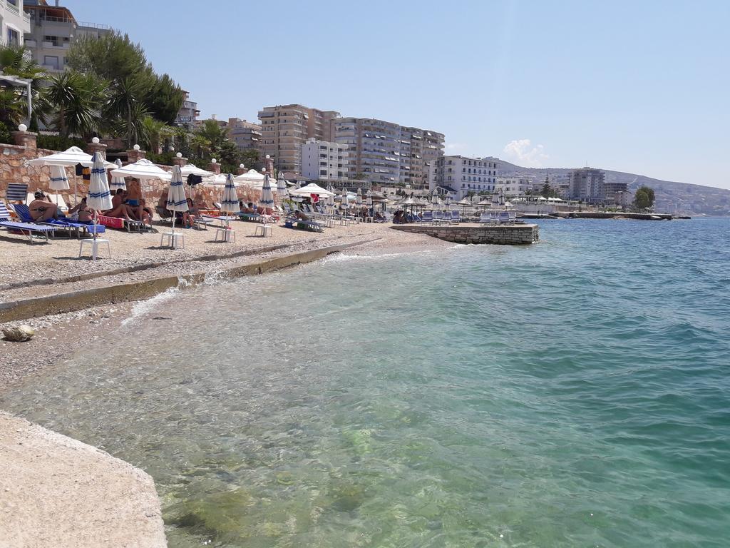 Olive Tree Apartment Sarandë エクステリア 写真
