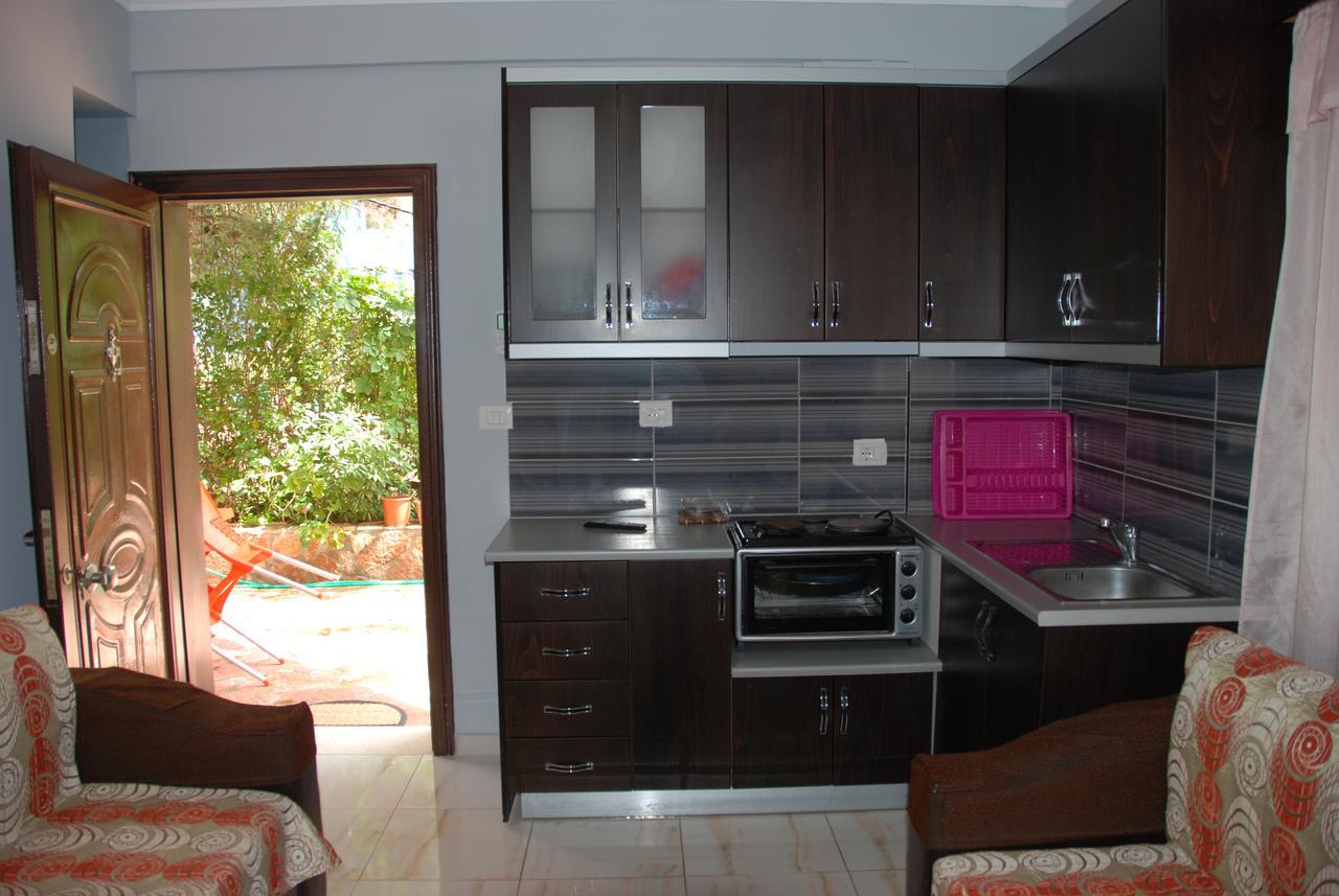 Olive Tree Apartment Sarandë エクステリア 写真