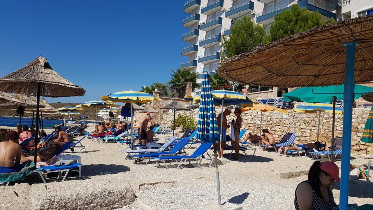 Olive Tree Apartment Sarandë エクステリア 写真